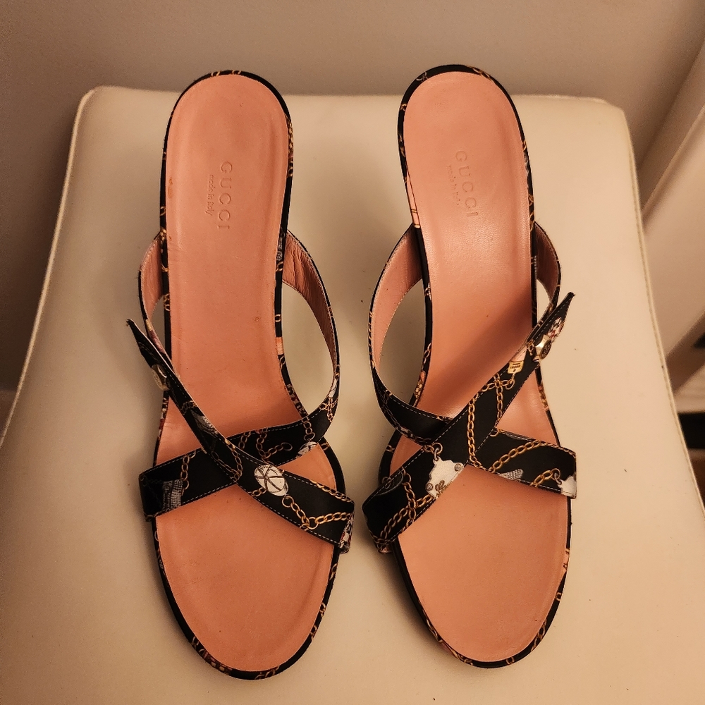 Women's  Gucci vintage shoes